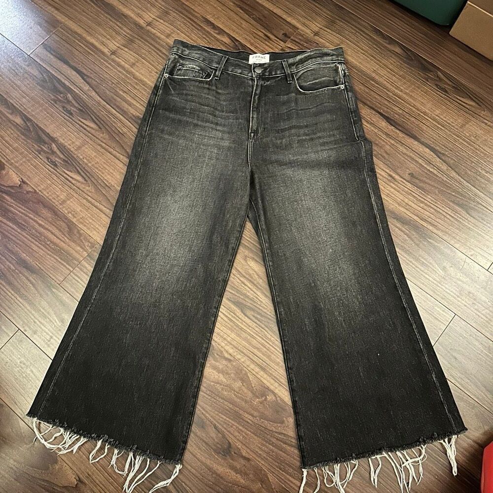 Frame high rise wide leg frayed hem jeans 32